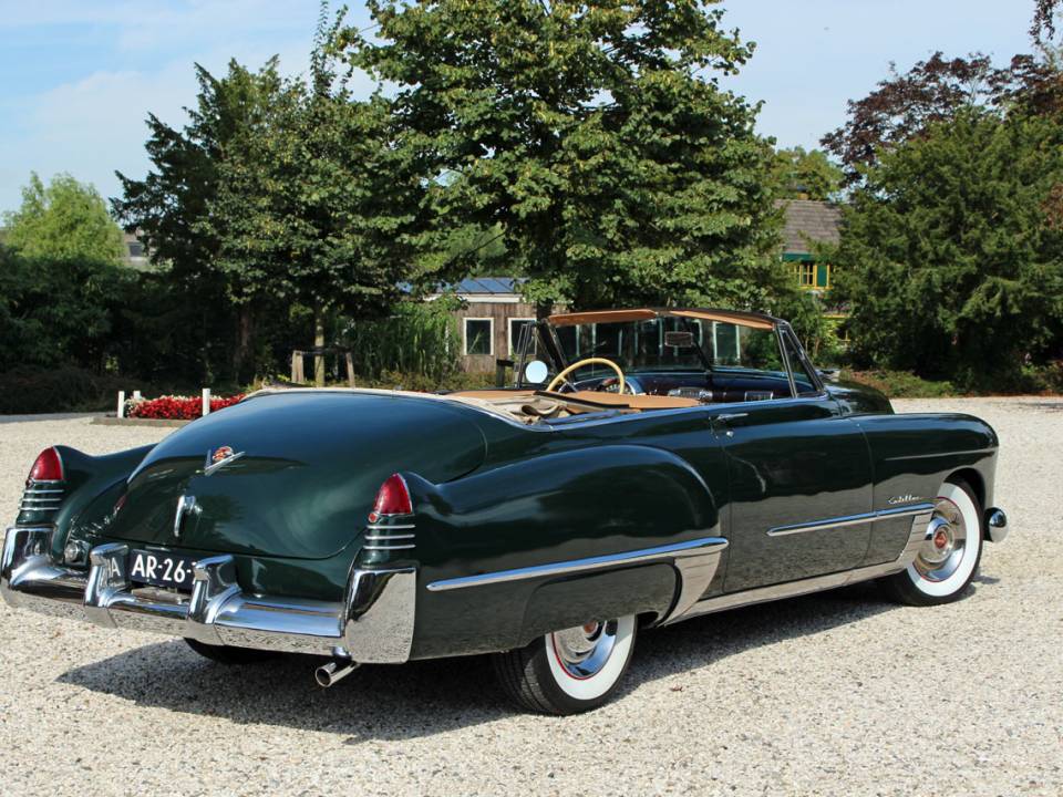 Image 23/50 of Cadillac 62 Convertible (1948)