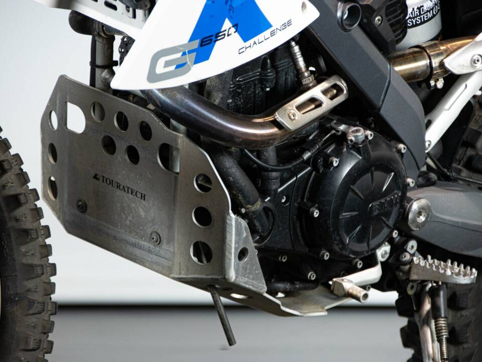 Image 24/50 de BMW DUMMY (2007)