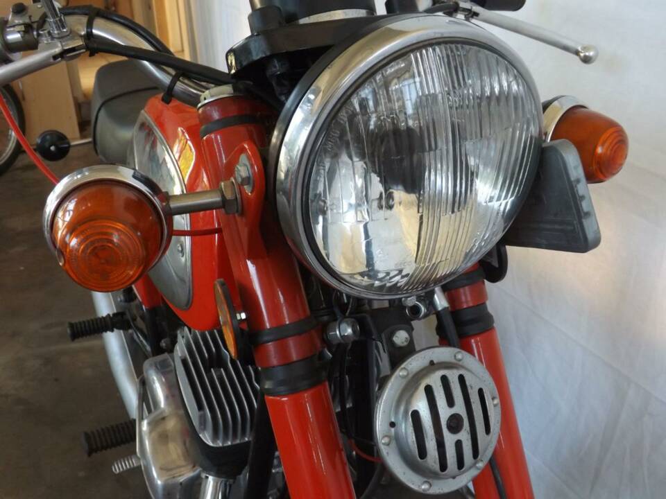 Immagine 17/50 di Jawa 350 Type 634 (1976)