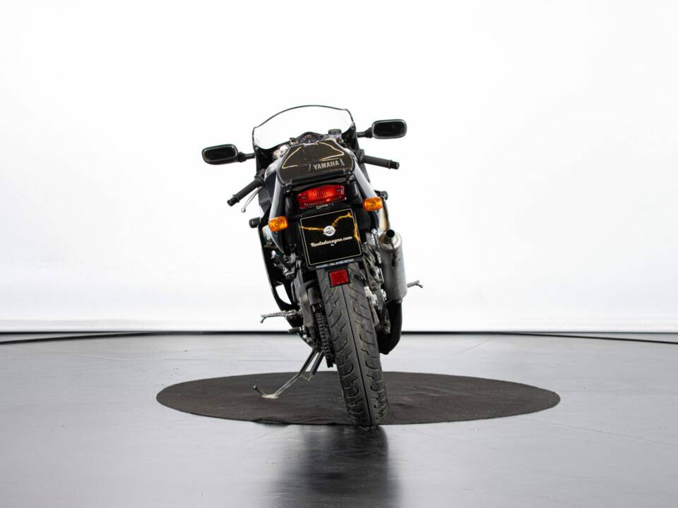 Bild 3/49 von Yamaha TZR 125 R (1994)