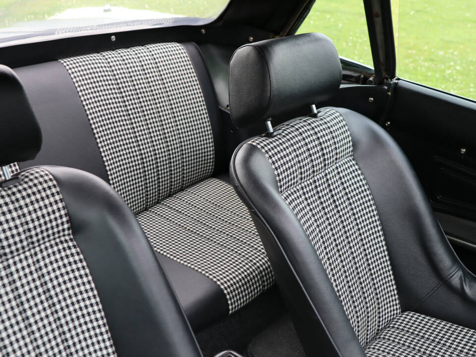 Immagine 9/50 di FIAT 124 Spider CS1 (1975)