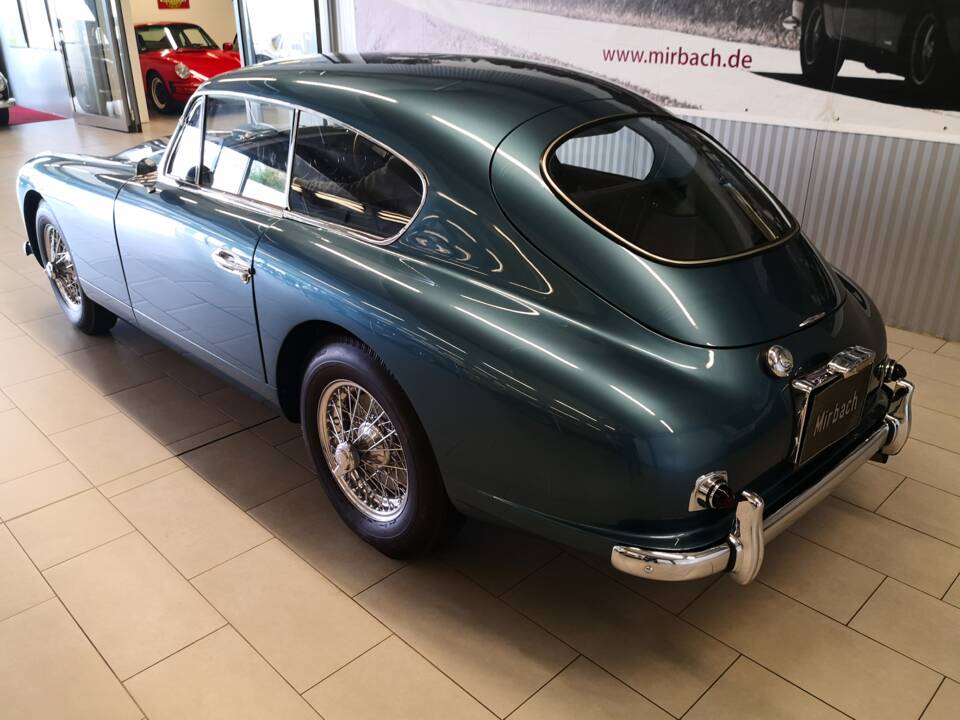 Image 11/24 of Aston Martin DB 2&#x2F;4 Mk I (1954)