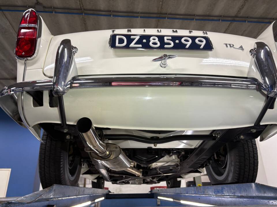 Afbeelding 62/66 van Triumph TR 4 (1963)
