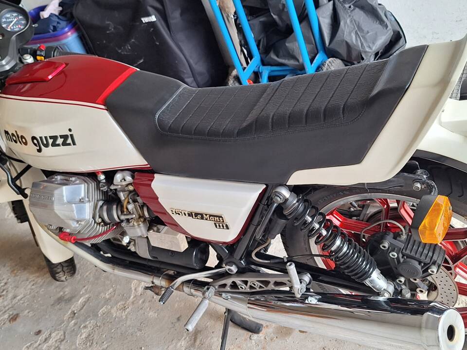 Immagine 4/7 di Moto Guzzi 850 LeMans III (1983)