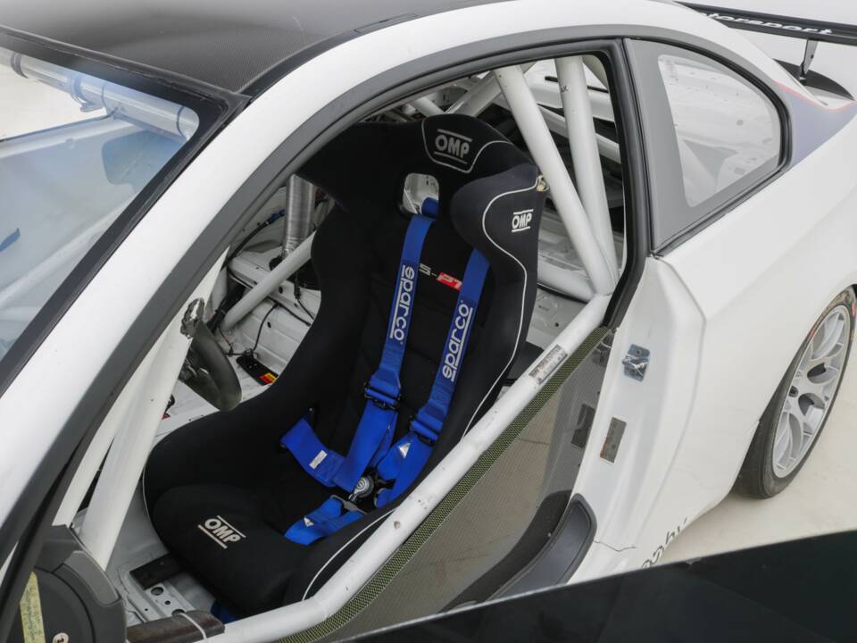 Obraz 16/21 pojazdu BMW M3 (2009)
