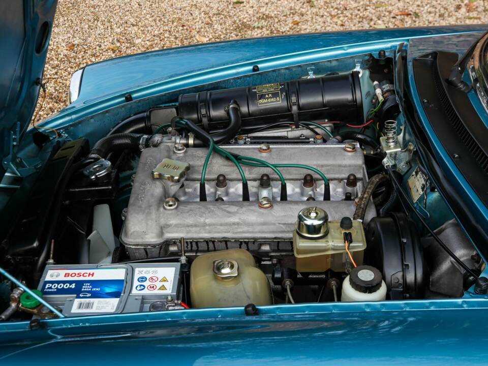 Image 40/50 of Alfa Romeo 2000 Spider Veloce (1981)