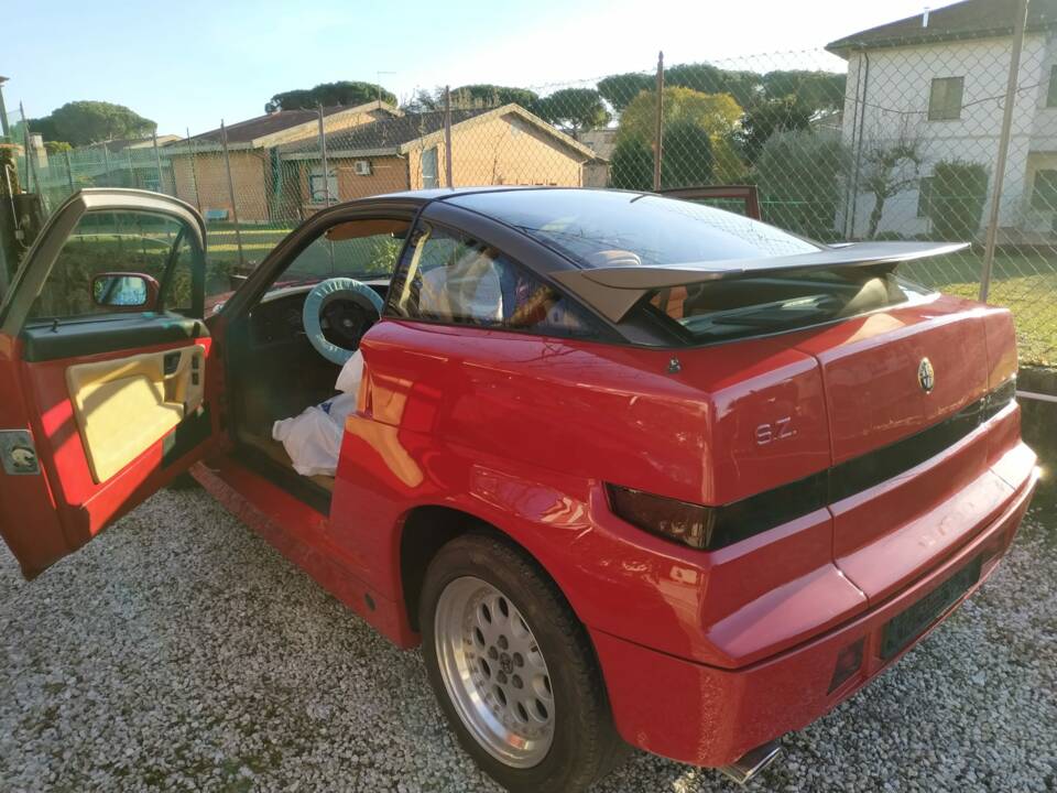 Image 8/22 of Alfa Romeo SZ (1991)