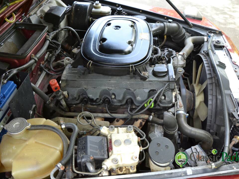 Image 40/49 de Mercedes-Benz 230 GE (SWB) (1993)