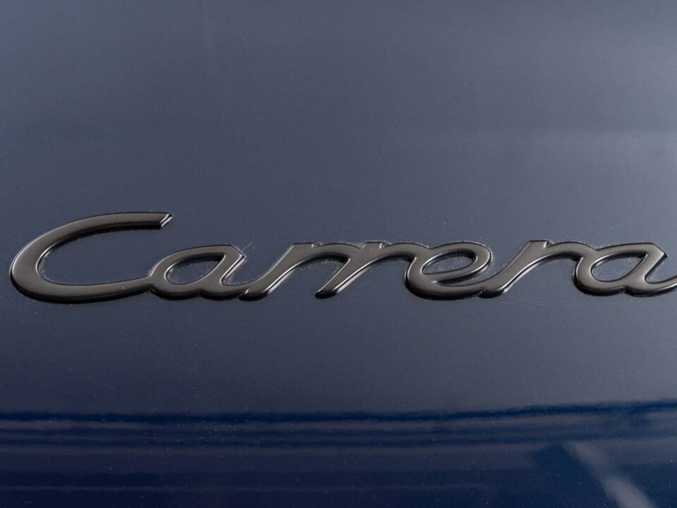 Image 20/25 of Porsche 911 Carrera (1997)