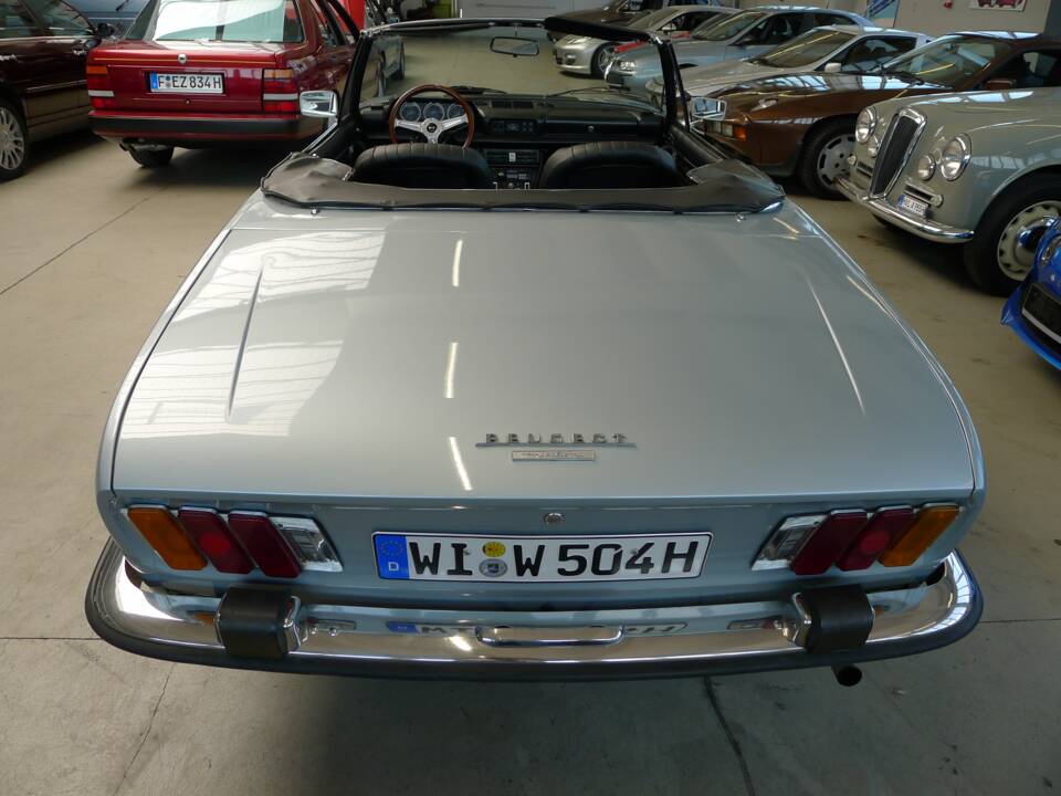 Image 25/43 of Peugeot 504 Convertible (1971)