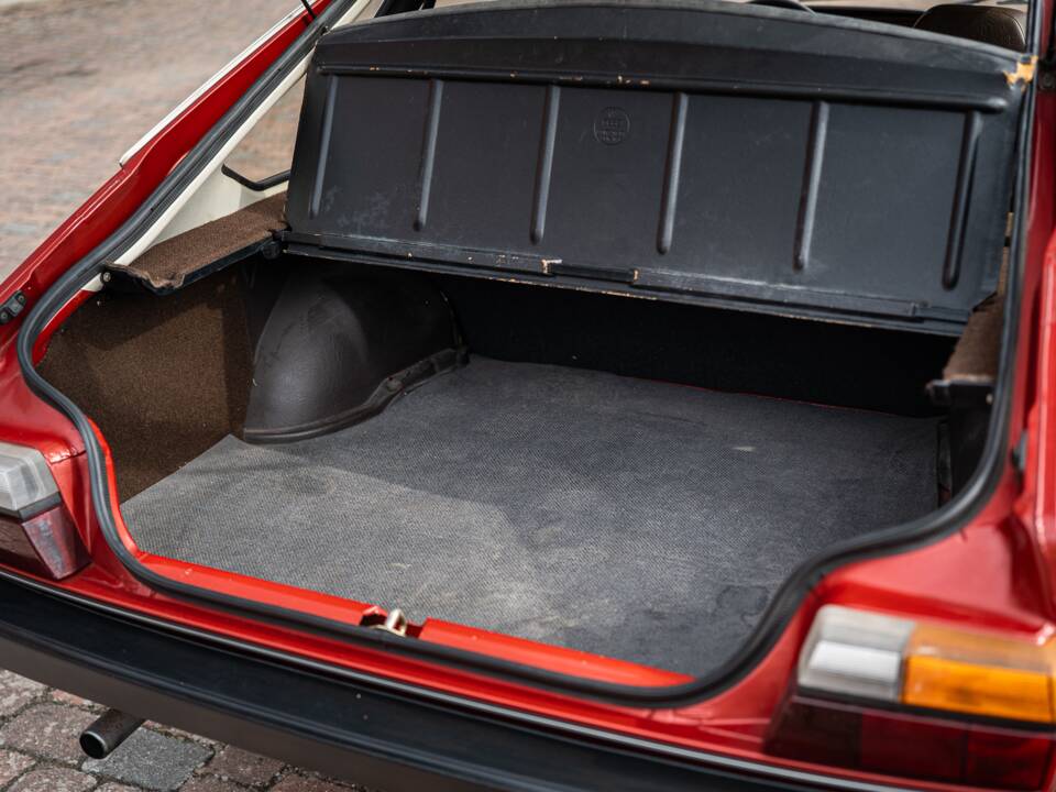 Image 18/75 of Volkswagen Passat 1.6 (1978)