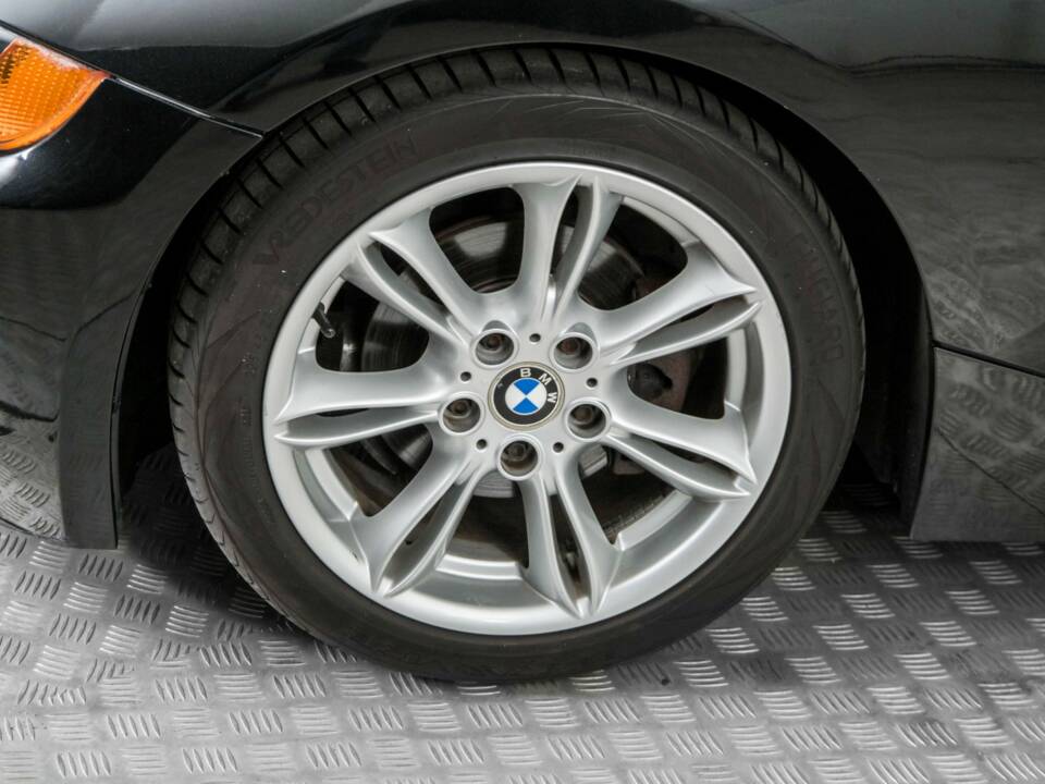 Bild 26/50 von BMW Z4 2.5i (2004)