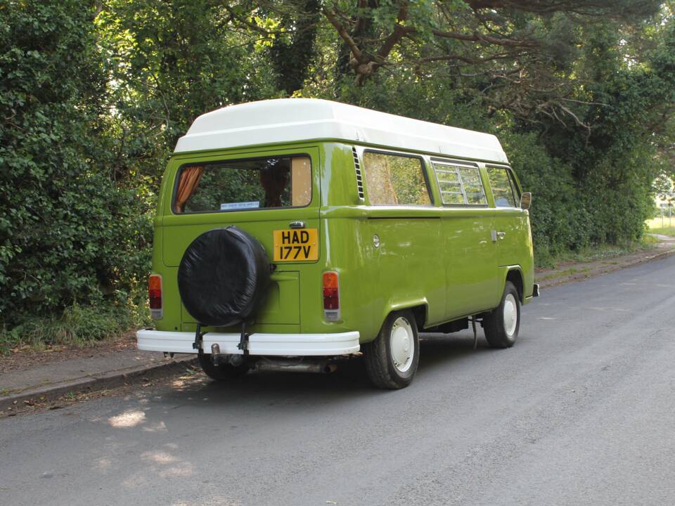 Immagine 6/17 di Volkswagen T2c Combi (1979)