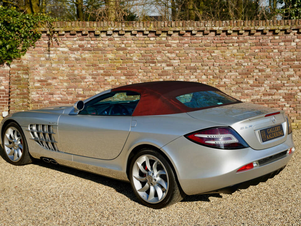 Image 44/50 of Mercedes-Benz SLR McLaren (2009)