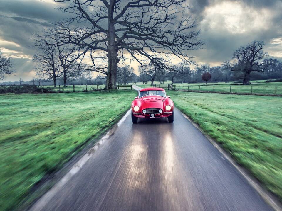 Image 30/49 of MG MGA 1850 (1960)