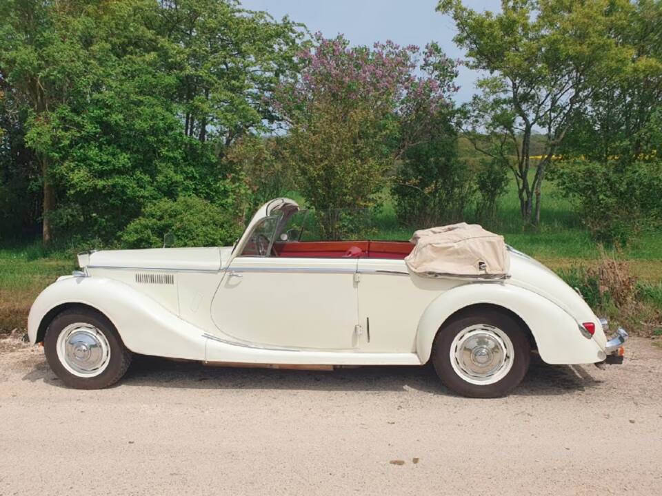 Image 2/6 of Riley 2,5 Liter RMD (1950)