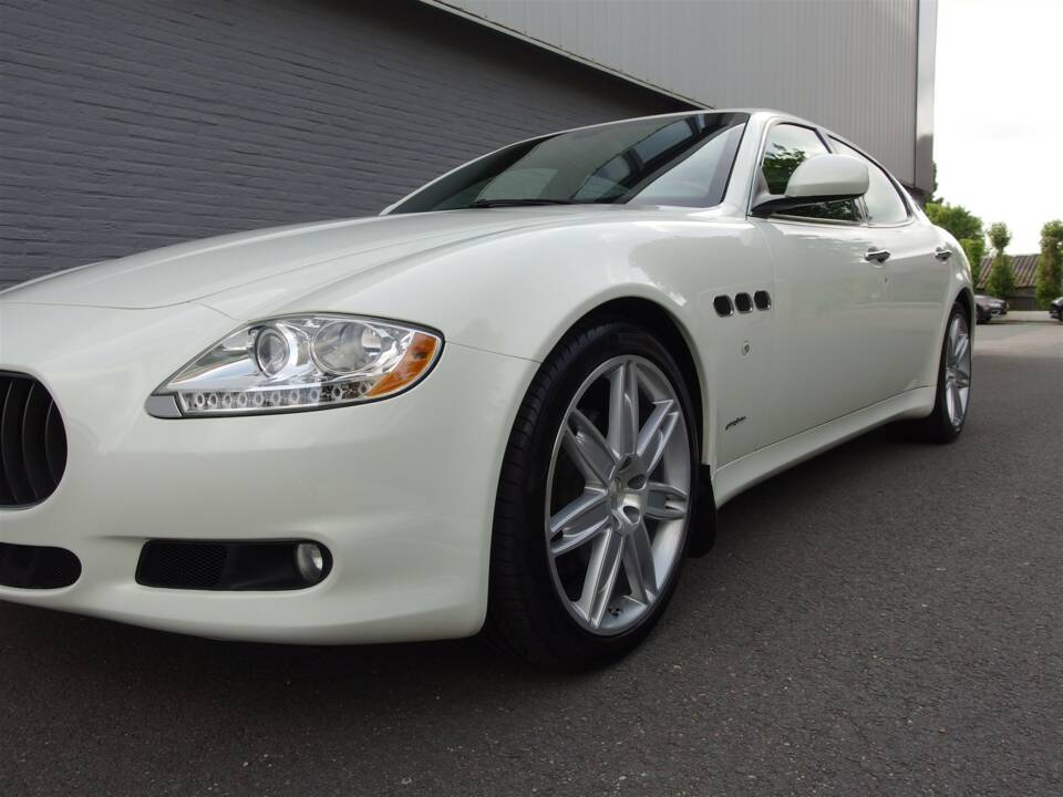 Image 26/99 de Maserati Quattroporte 4.2 (2010)