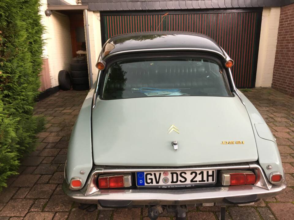 Image 11/95 of Citroën DS 21 Pallas (1973)