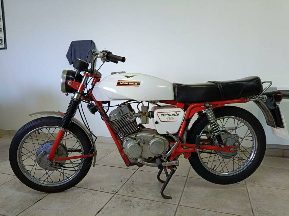 Image 9/29 de Moto Guzzi Stornello 160 (1972)