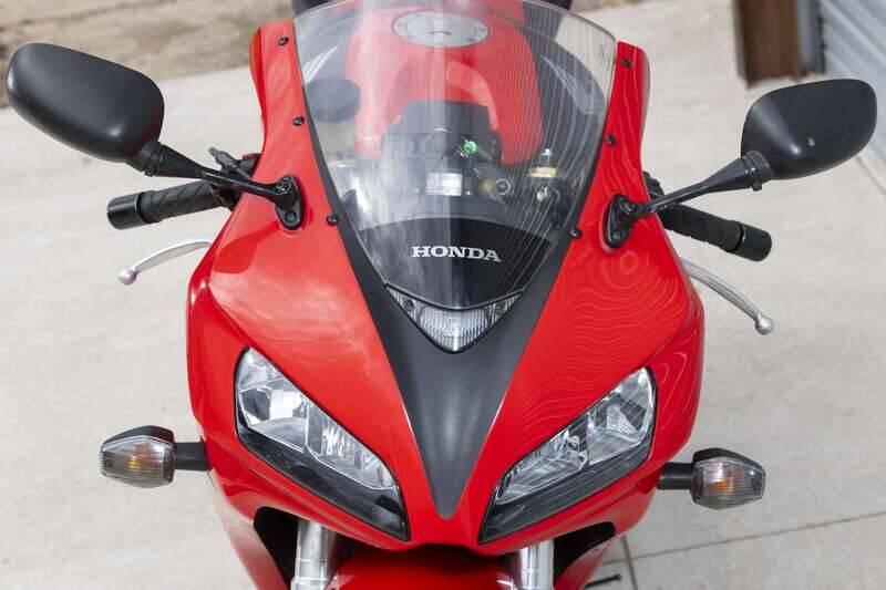 Bild 4/36 von Honda CBR 1000 RR Fireblade (2007)