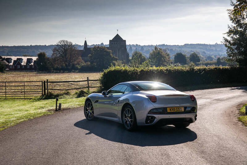 Image 44/44 de Ferrari California (2011)