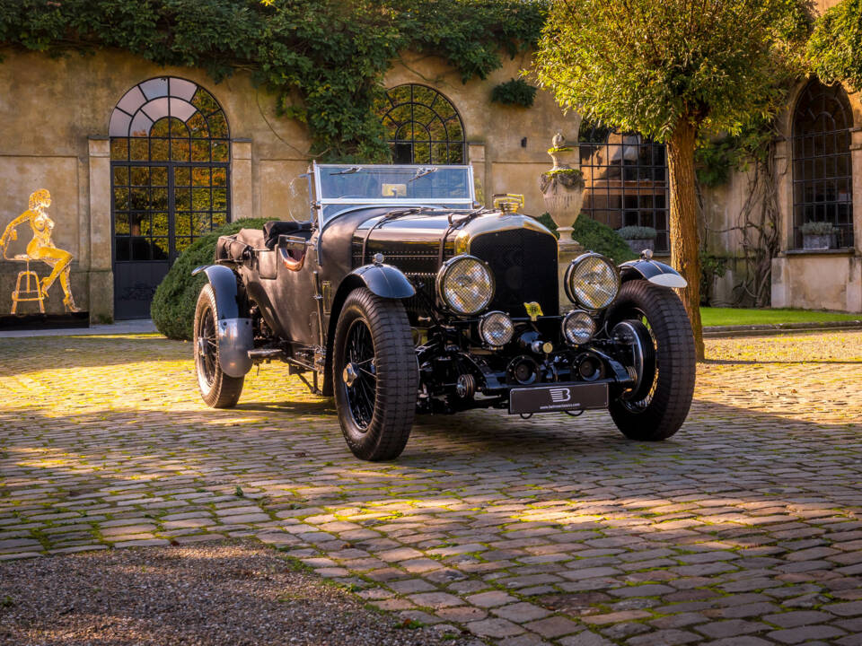 Image 12/43 of Bentley Speed Eight (1949)