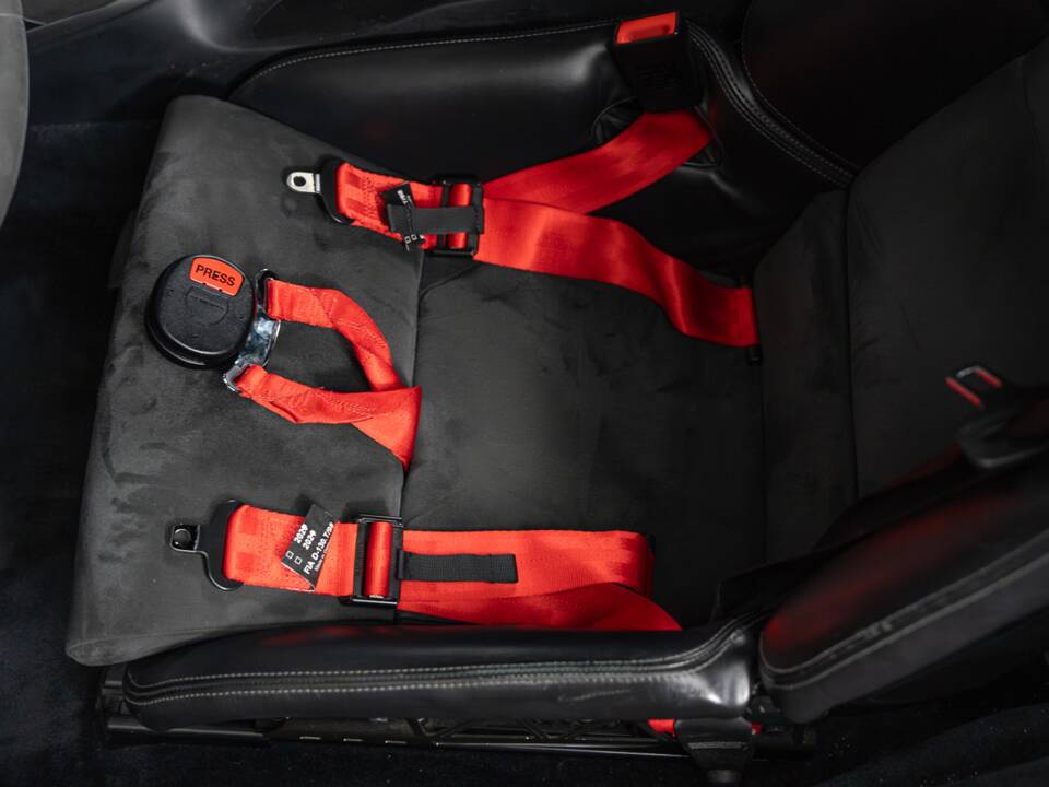 Imagen 24/46 de Porsche 911 Carrera GTS (2011)