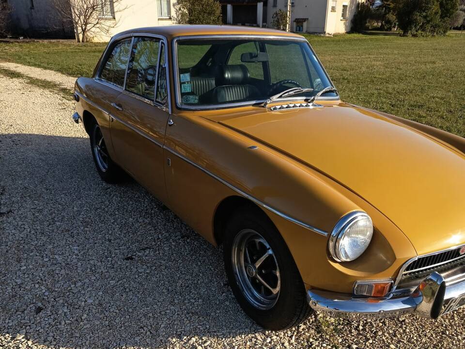 Bild 4/8 von MG MGB GT (1971)