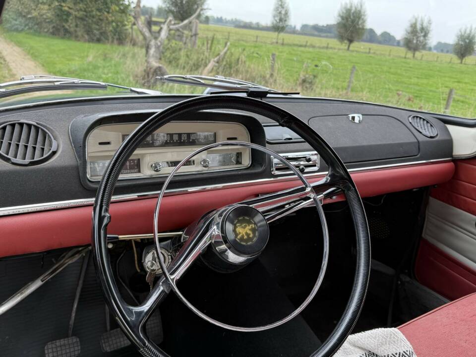 Image 10/19 de Peugeot 404 (1964)