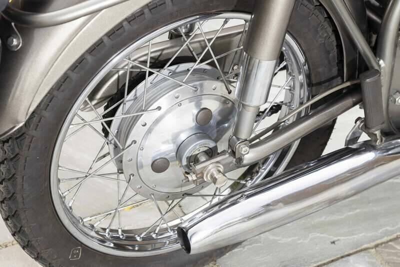 Image 33/40 of Norton Model 30 International (1957)