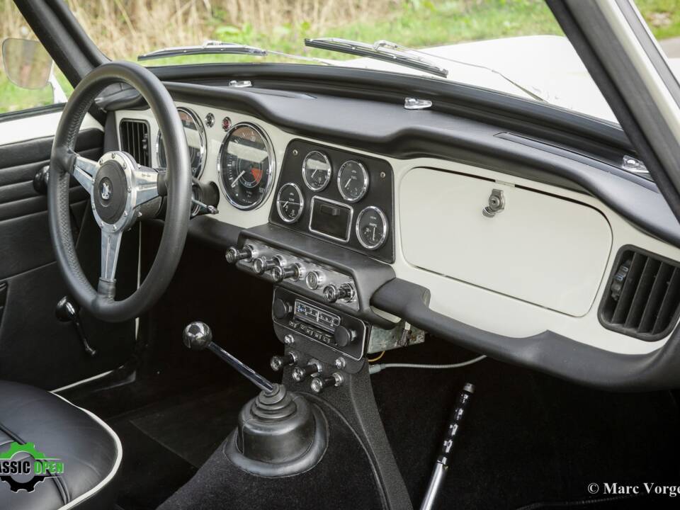 Afbeelding 13/66 van Triumph TR 4 (1963)