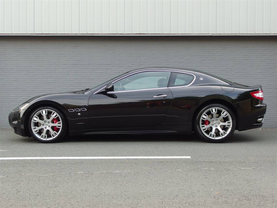Afbeelding 5/100 van Maserati GranTurismo S (2010)