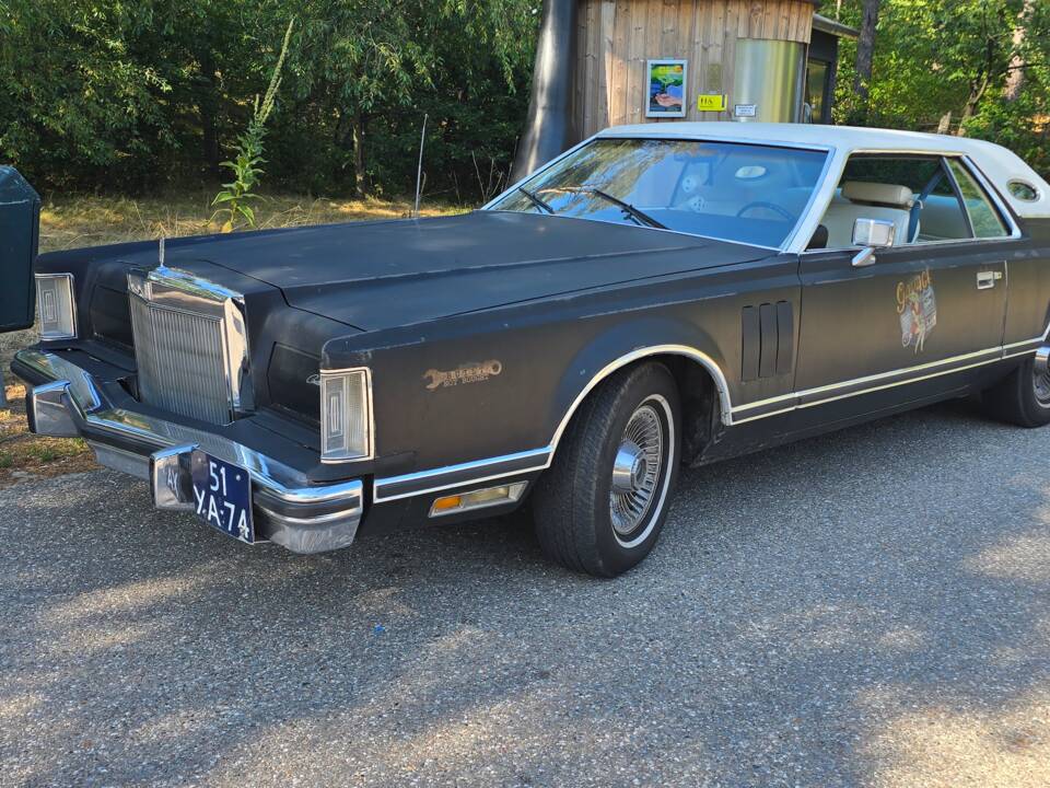 Afbeelding 1/16 van Lincoln Continental Mark V (1977)