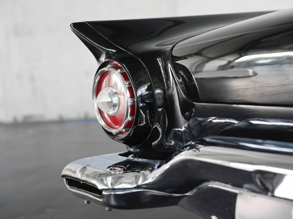 Immagine 23/50 di Ford Thunderbird (1957)
