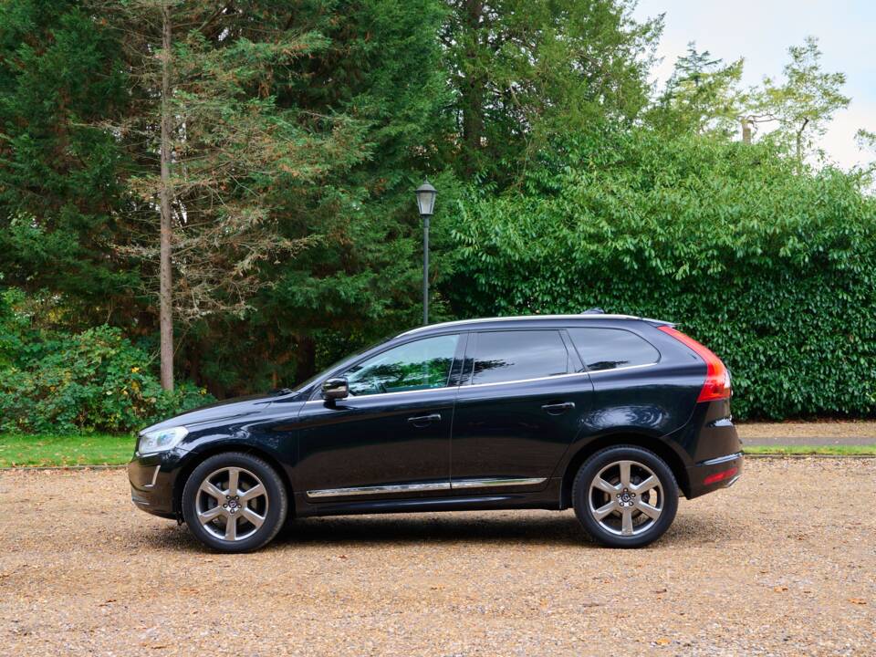 Bild 15/50 von Volvo XC60 T6 (2014)