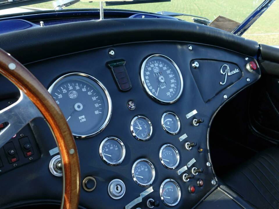 Image 18/30 de Phoenix-Cobra Cobra (1988)