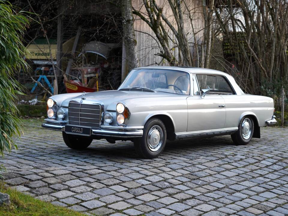 Image 1/14 de Mercedes-Benz 280 SE (1969)