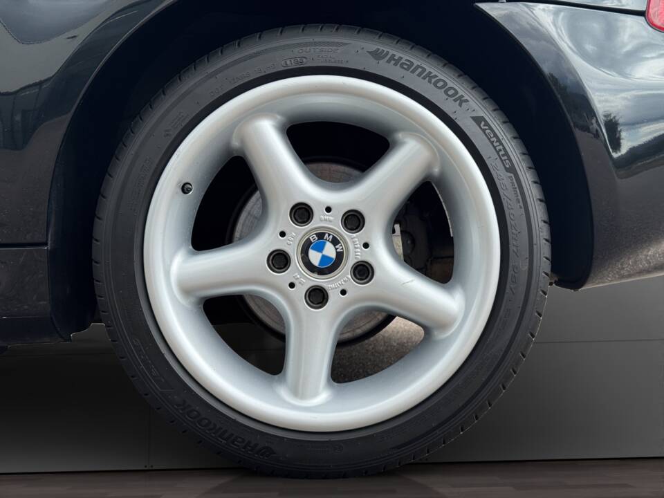 Afbeelding 36/38 van BMW Z3 Coupé 3.0 (2002)