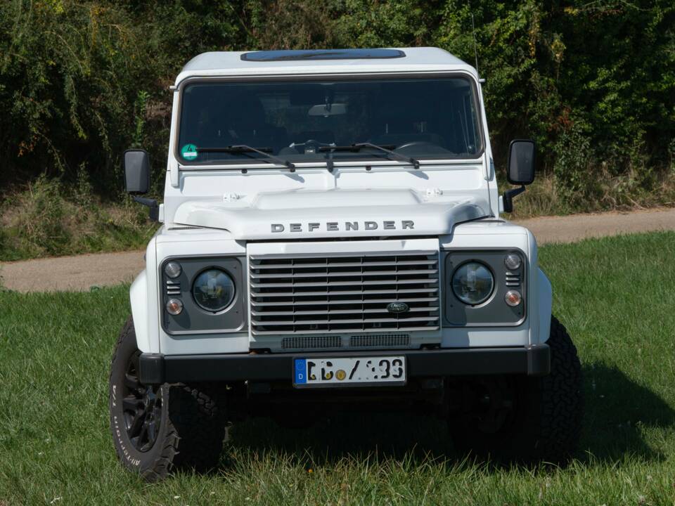 Image 4/16 of Land Rover Defender 110 (2015)