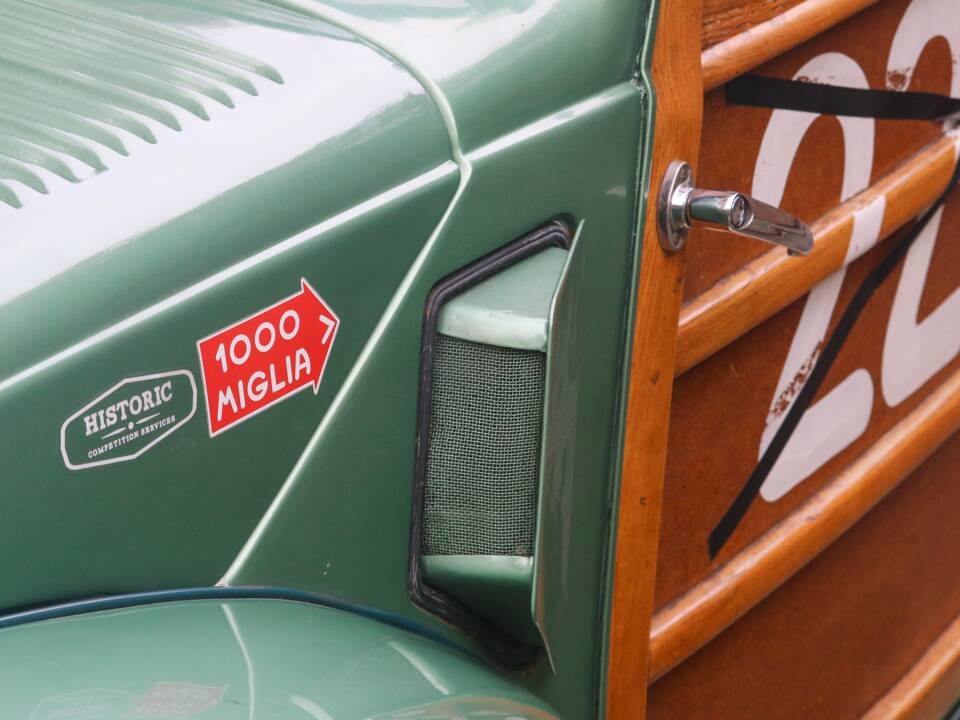 Image 33/51 de FIAT 500 C Giardiniera (1951)