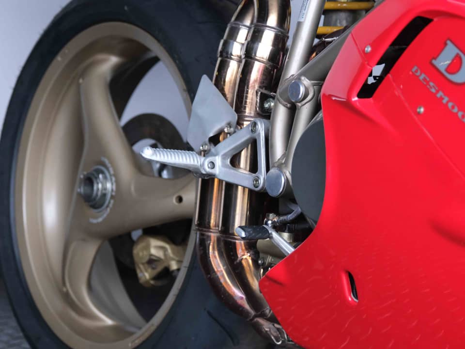 Bild 21/93 von Ducati 916 Strada (1994)