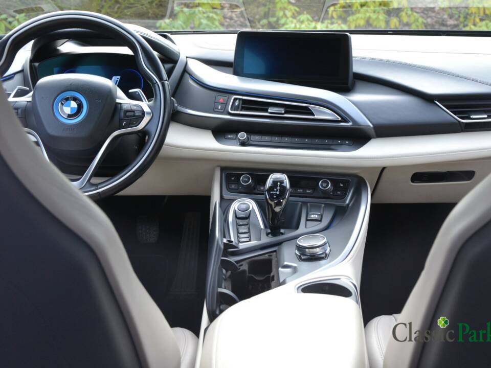 Afbeelding 26/50 van BMW i8 Coupé (2015)