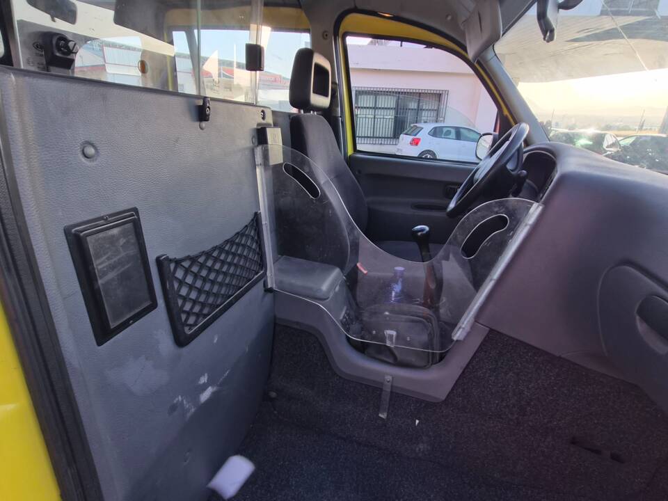 Image 4/20 of LTI TX2 (2004)
