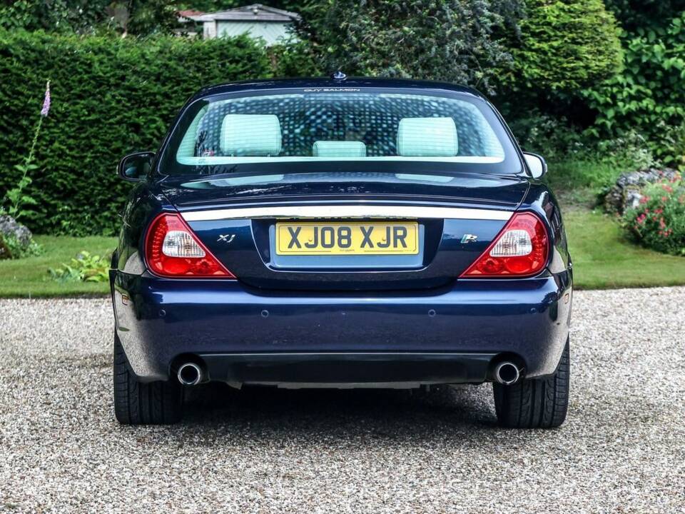 Afbeelding 6/34 van Jaguar XJR (2008)