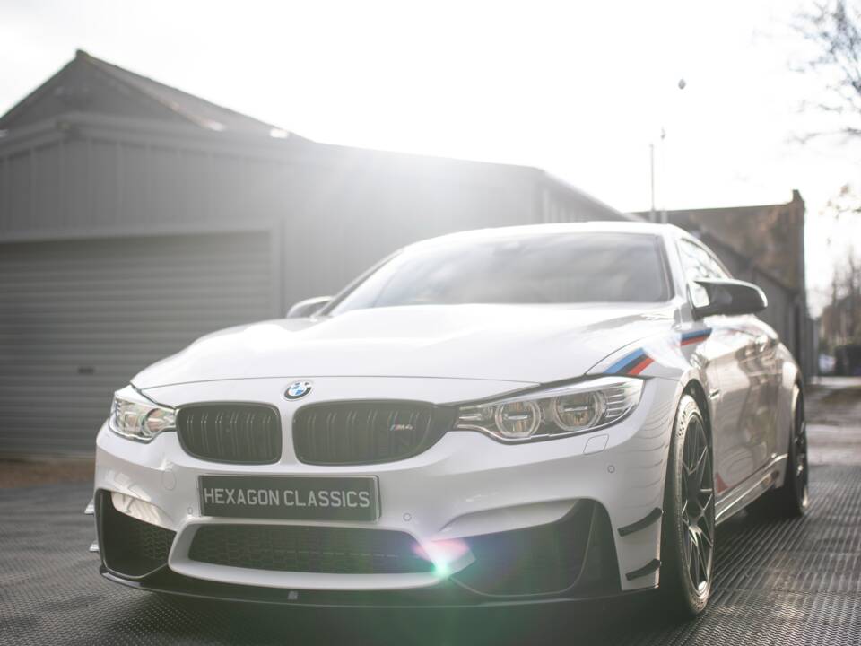 Image 23/67 of BMW M4 GTS "DTM Champion Edition" (2016)