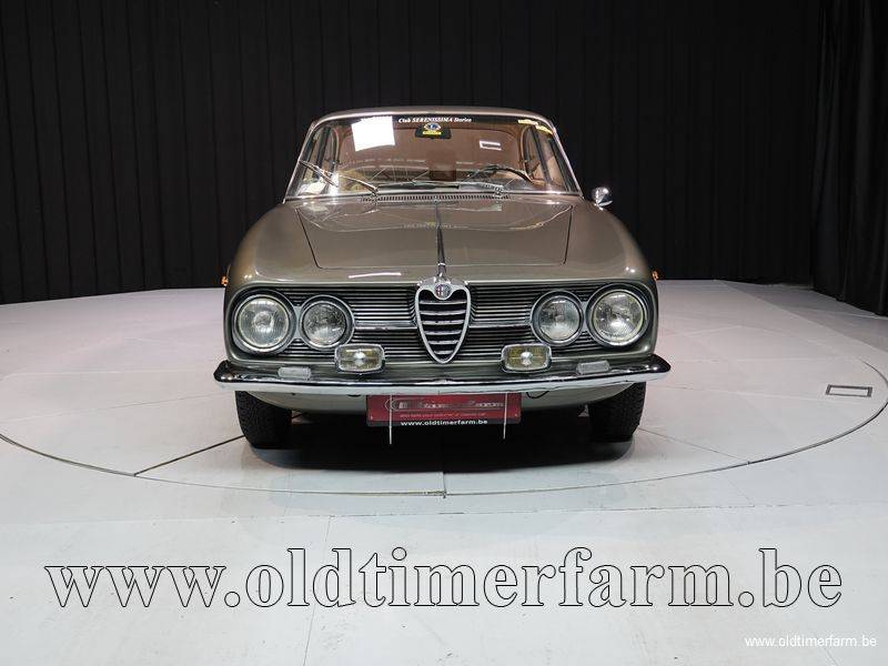 Afbeelding 9/15 van Alfa Romeo 2000 Sprint (1961)