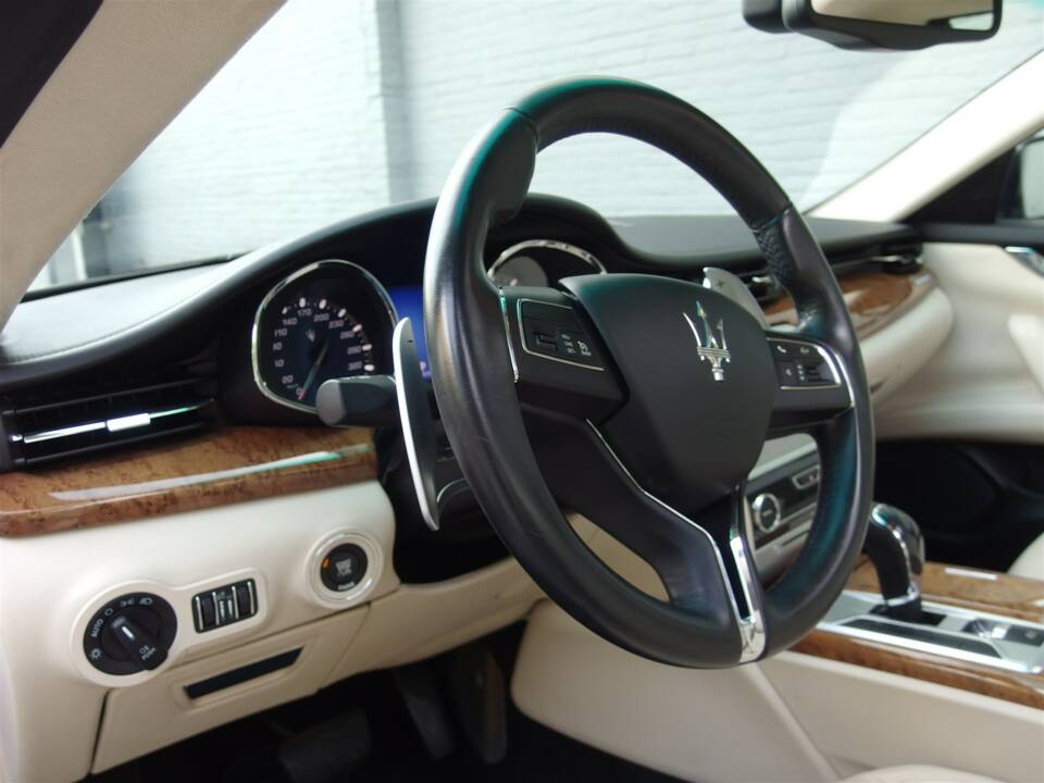 Image 54/98 of Maserati Quattroporte GTS (2015)