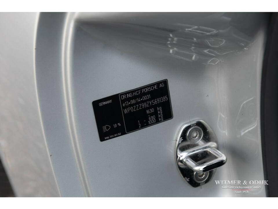 Image 33/33 of Porsche 911 GT3 (2000)