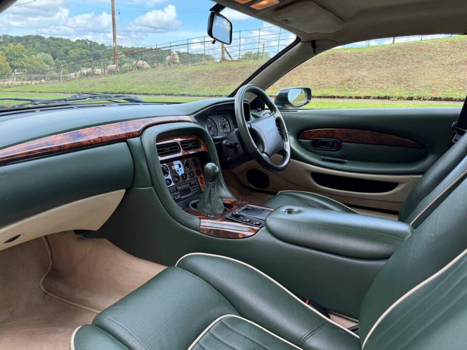 Afbeelding 16/21 van Aston Martin DB 7 (1998)