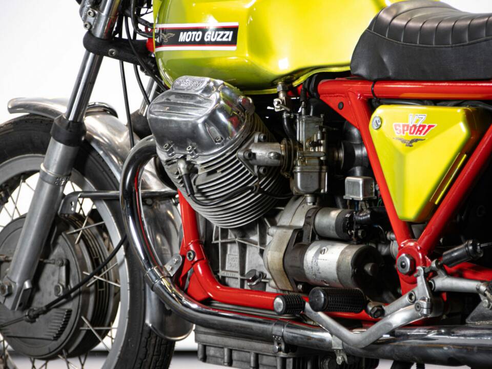 Imagen 9/50 de Moto Guzzi V7 Sport (1972)
